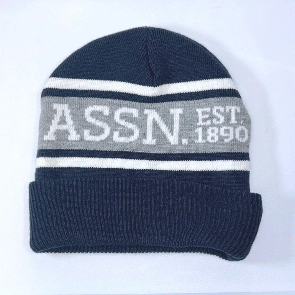 U.S. Polo Assn. stay warm